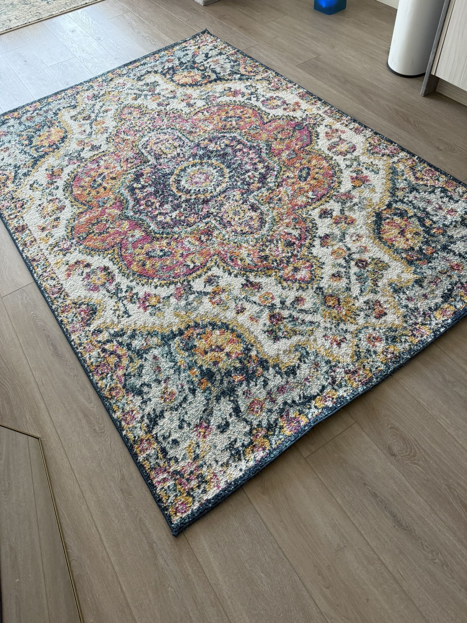 Surya Elaziz Rug 5’3” x 7’6” – Multicolor / colorful rug