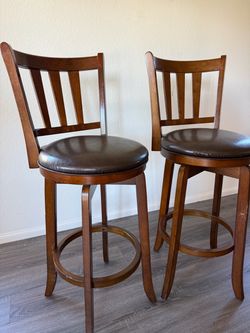 Bar stool chairs