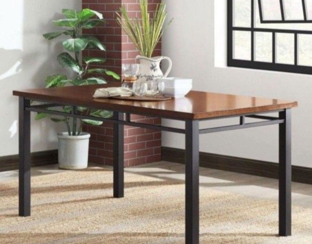 Dining table new in box