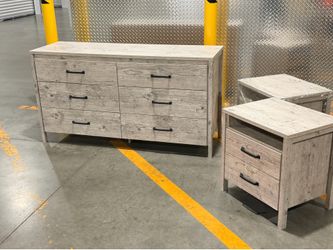 South Shore Gravity 6-Drawer Dresser with matching set of nightstands