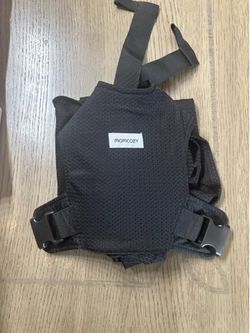 Momcozy mesh baby carrier