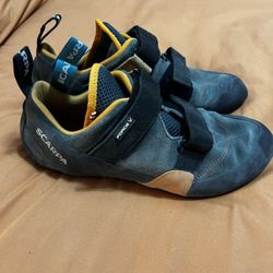 Scarpa Force V Climbing Shoes Men’s Size 11.5