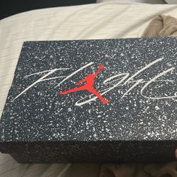 Jordan 4 Midnight Navy