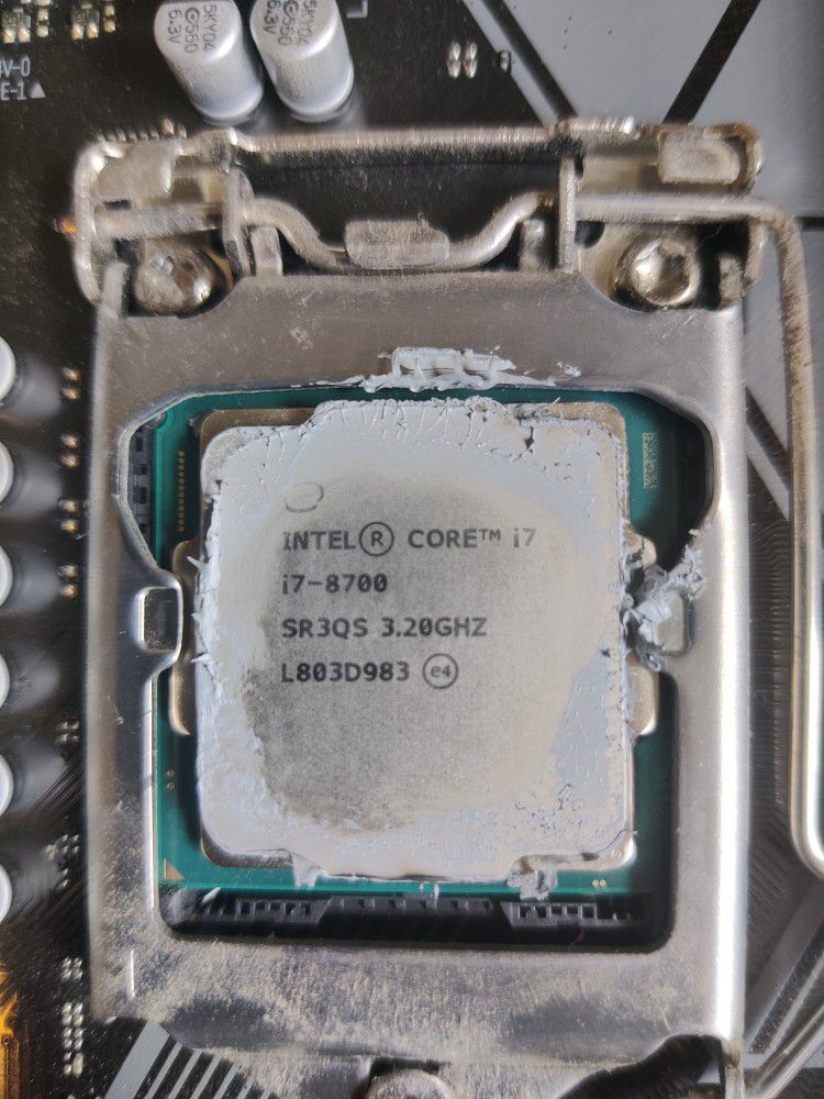 Gaming Pc (Intel I7 8700k) No Case/ HDD 