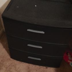 Portable Dresser And Bookshelf 