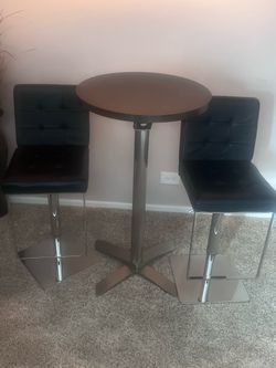 Bar Table & Chairs