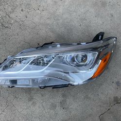 Camry Xse Headlight 
