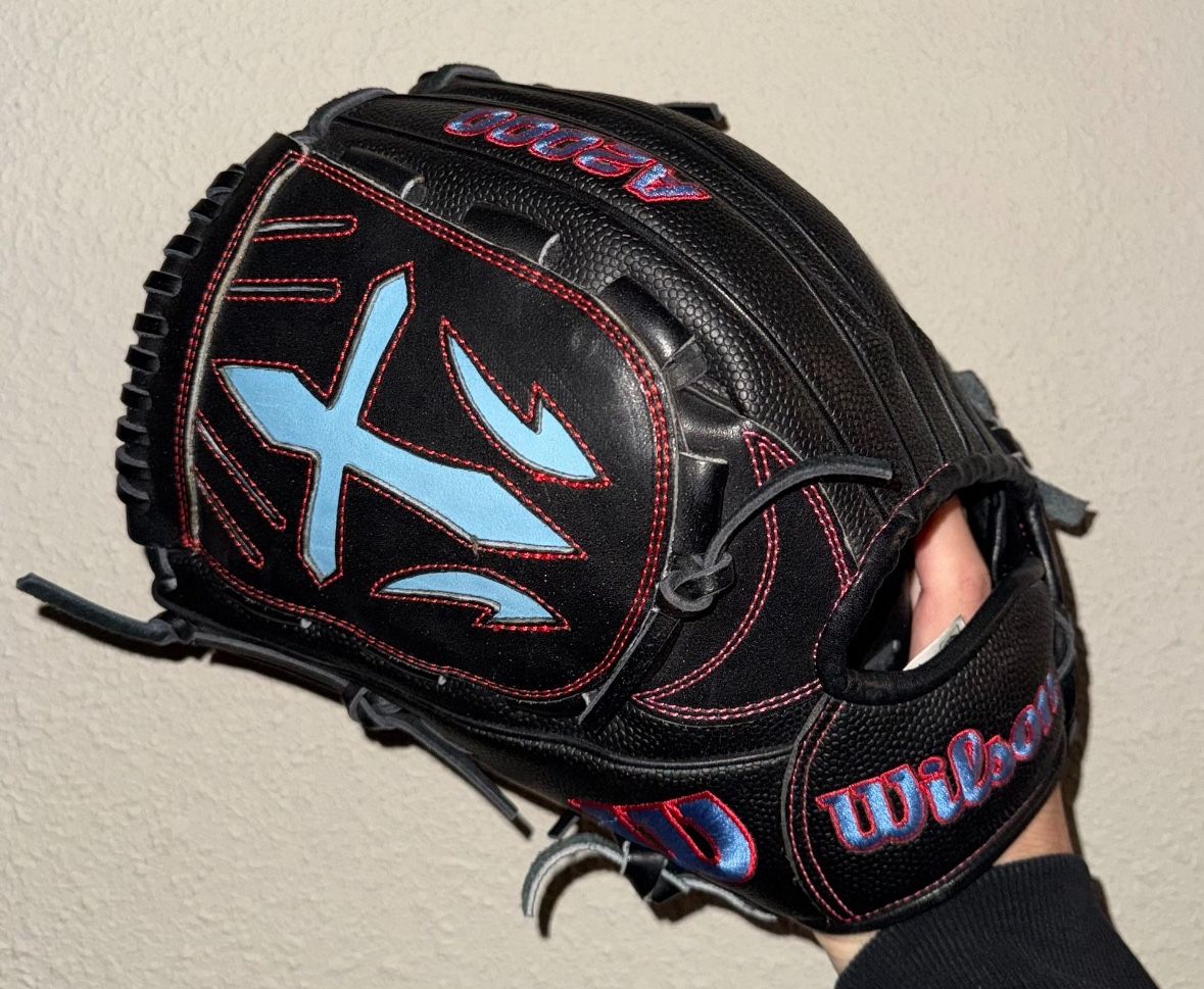 Wilson B23 A2000 Series Glove 12 Inch USED