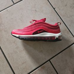 Red Nike Air Max