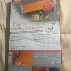 Thermo-Poultry Brooder New