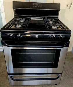 Gas stove