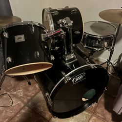 Peavey Used Drum Set