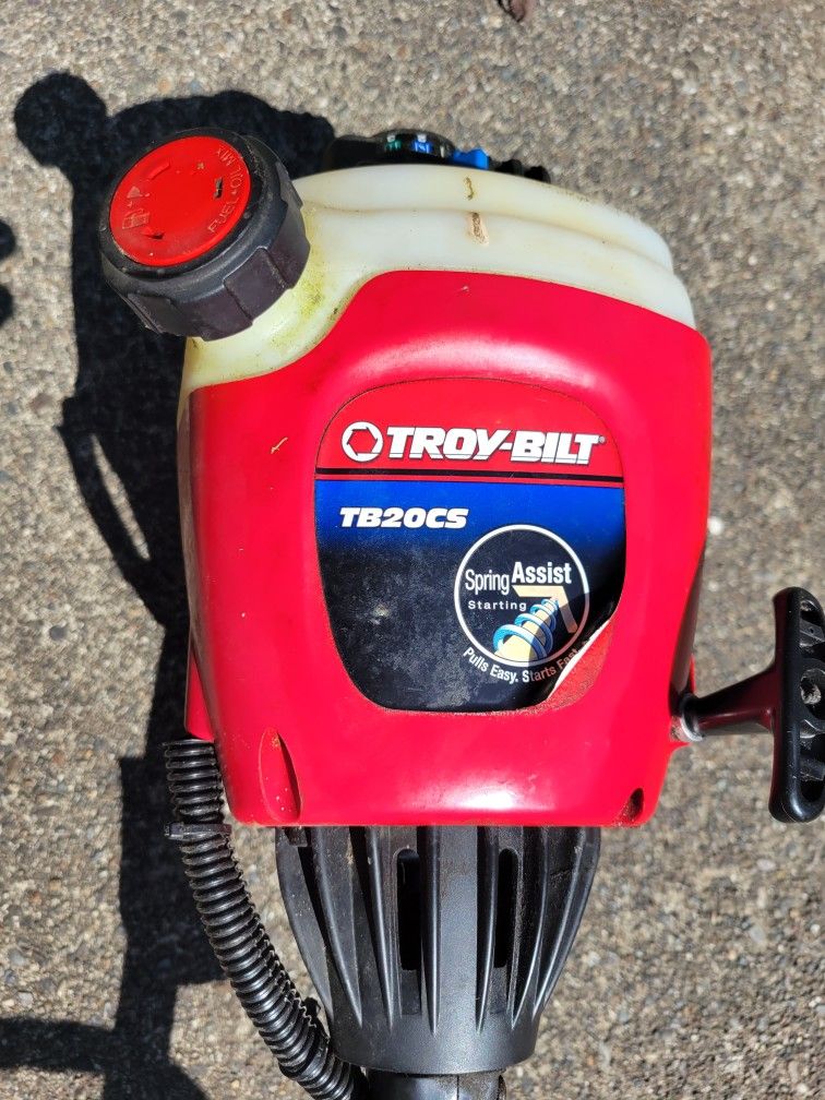 Troy bilt TB20CS Curved Shaft String Trimmer Weed Eater Weed Whacker for Sale in Grapeview WA OfferUp