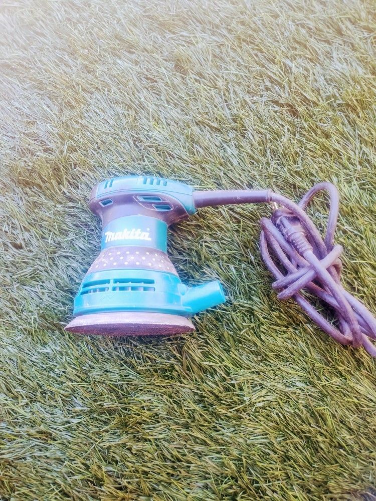 Makita Sander 
