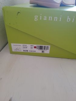 women tennis brand new 8.5