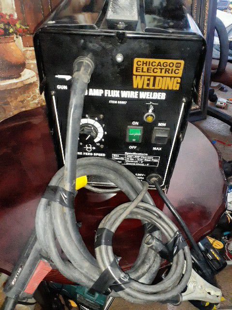 Chicago electric welding 90 amps flux wire walder item:68887