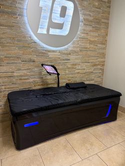 Hydromassage massage bed
