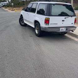 1996 Ford Explorer