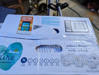 Newborn"Pampers 76ct