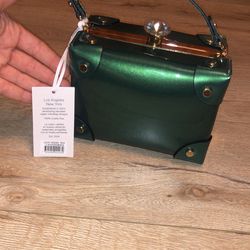 NWT Alyssa JUW-30225 patent square gold/Navy top handle crossbody bag green bag