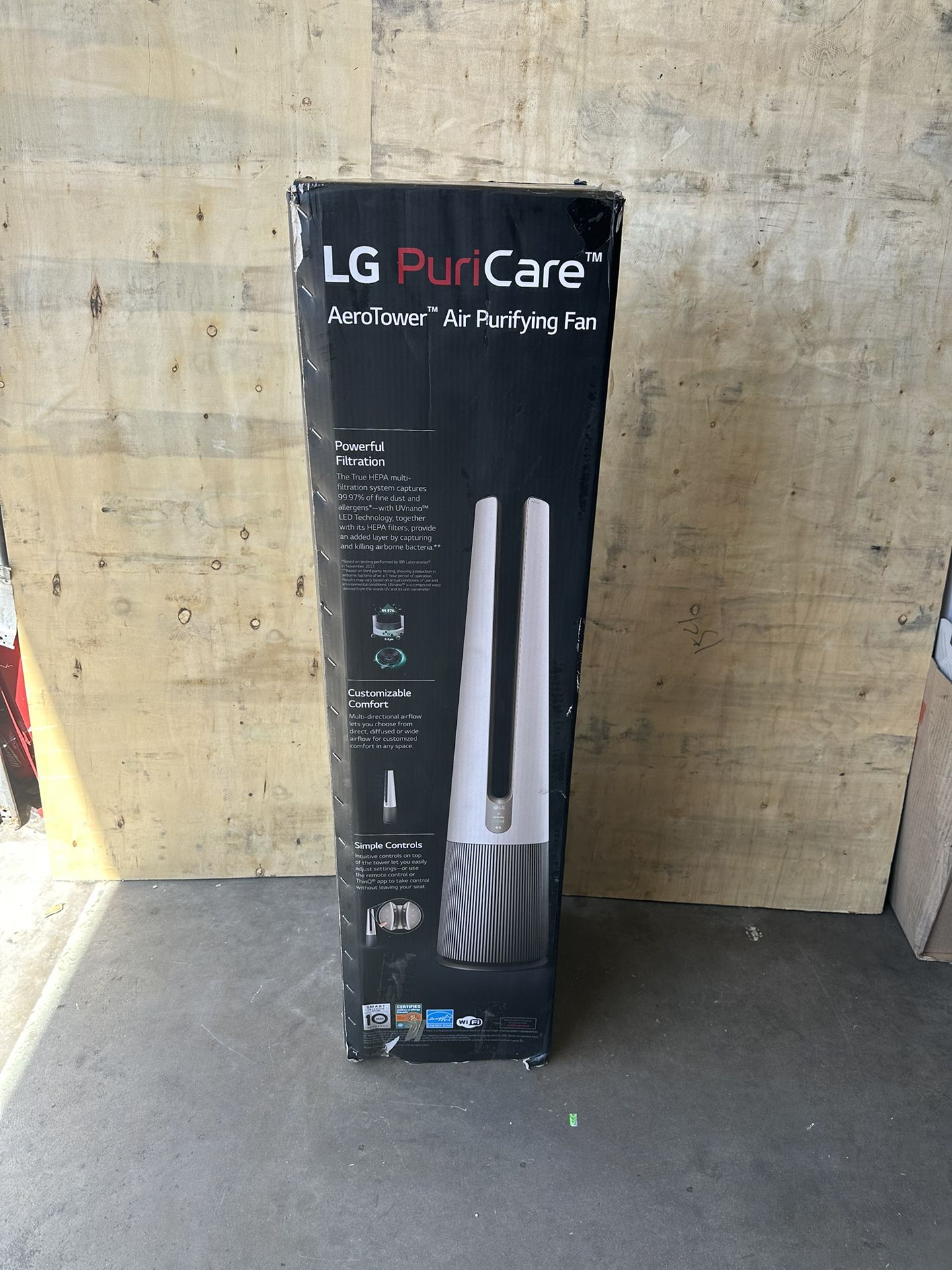 LG LG PuriCare AeroTower True HEPA Air Purifying Fan for Allergens