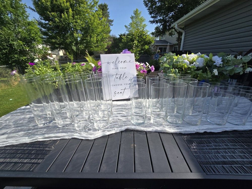 32 Glass Vases