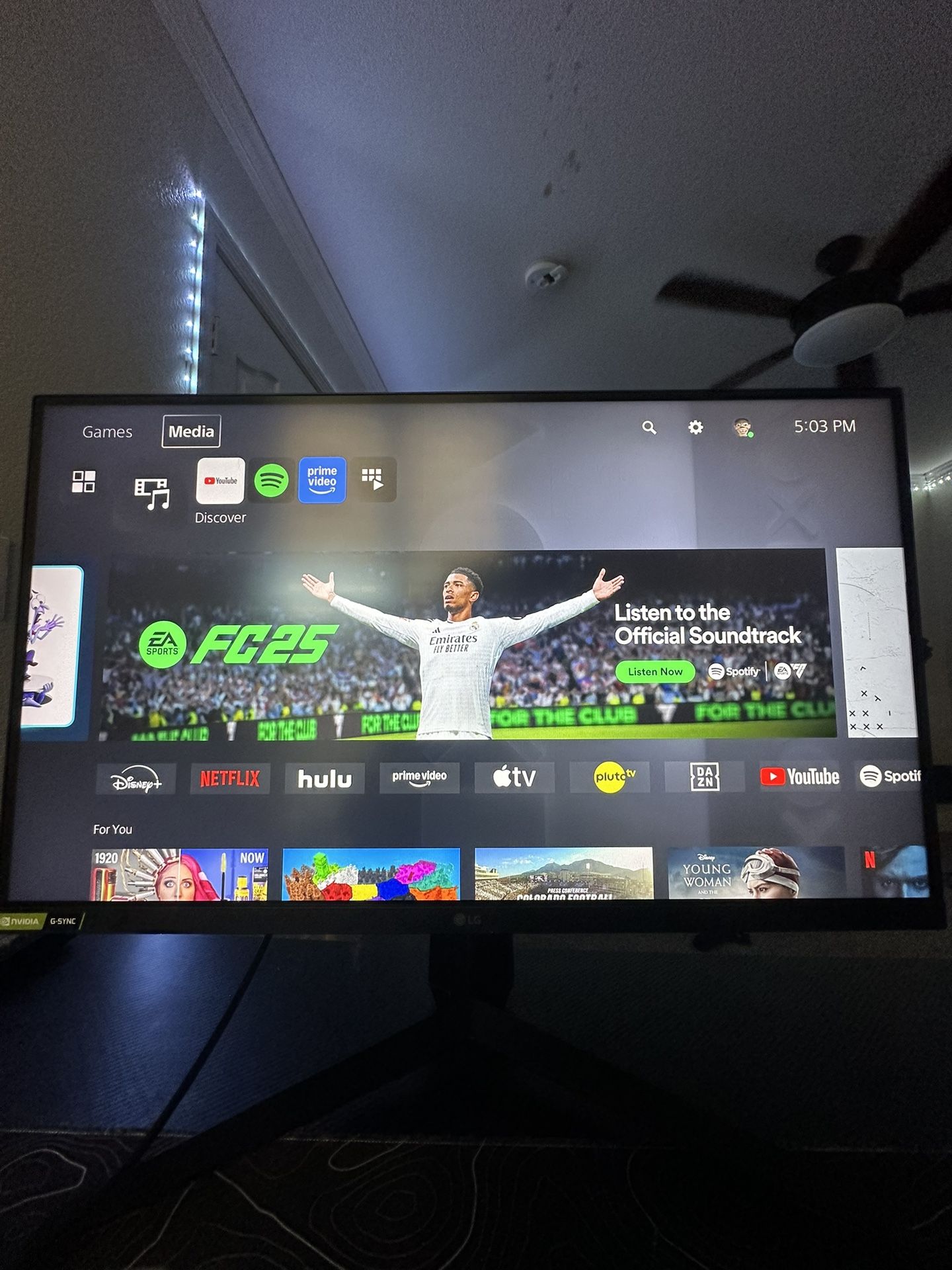LG UltraGear 27GP750-B Gaming Monitor | 1920 x 1080 | 240Hz | NVIDIA G-SYNC Compatible, AMD FreeSync Premium | Thin Bezel | Tilt, Height, Pivot Adjust