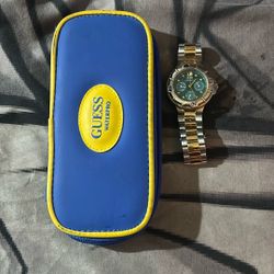guess watch with case