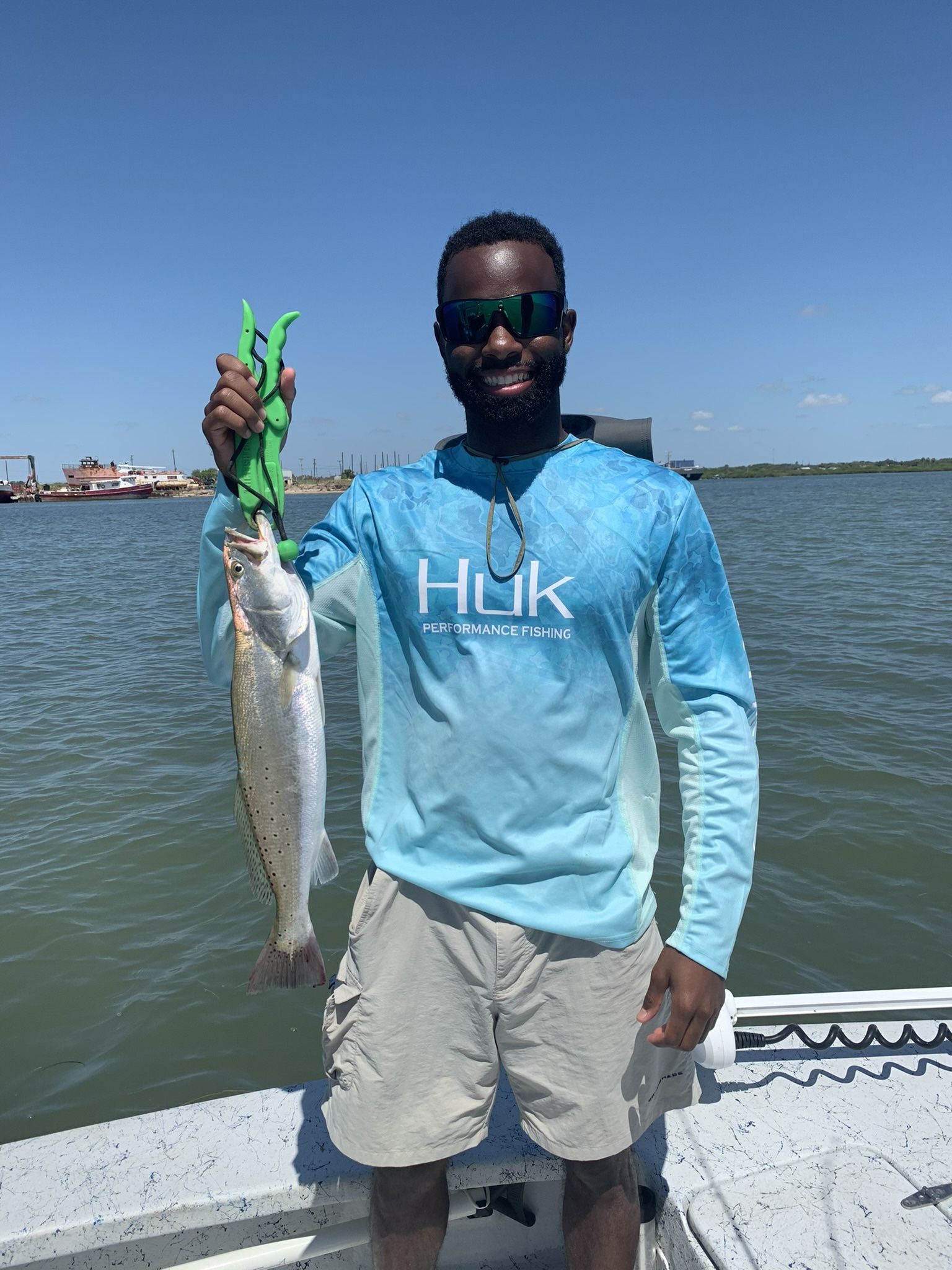 Huk Fishing Shirt Size M