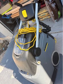 Carpet Cleaner/extractor By Windsor-Karcher