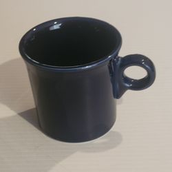 Fiesta Ware Cobalt Blue Mug Ring Handle Homer Laughlin USA. Pre-owned, 
very good shape, no chips or cracks, please see photos for details.
Weight 15o