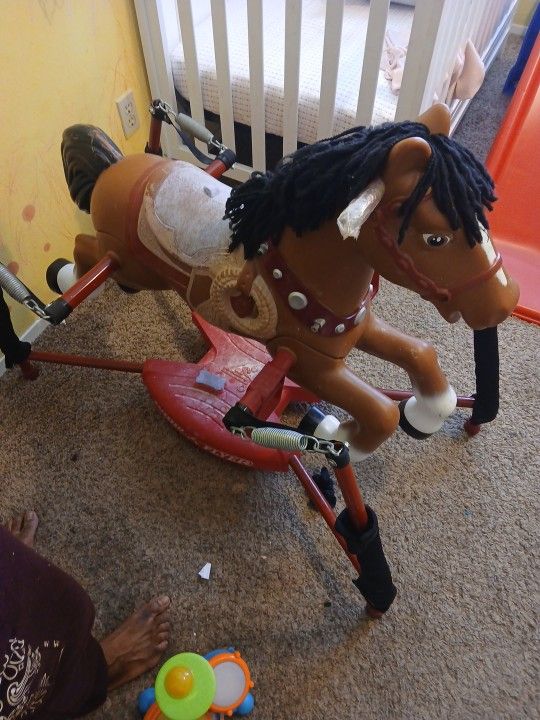 Baby Horse Toy . 50$ Great Shape.. 