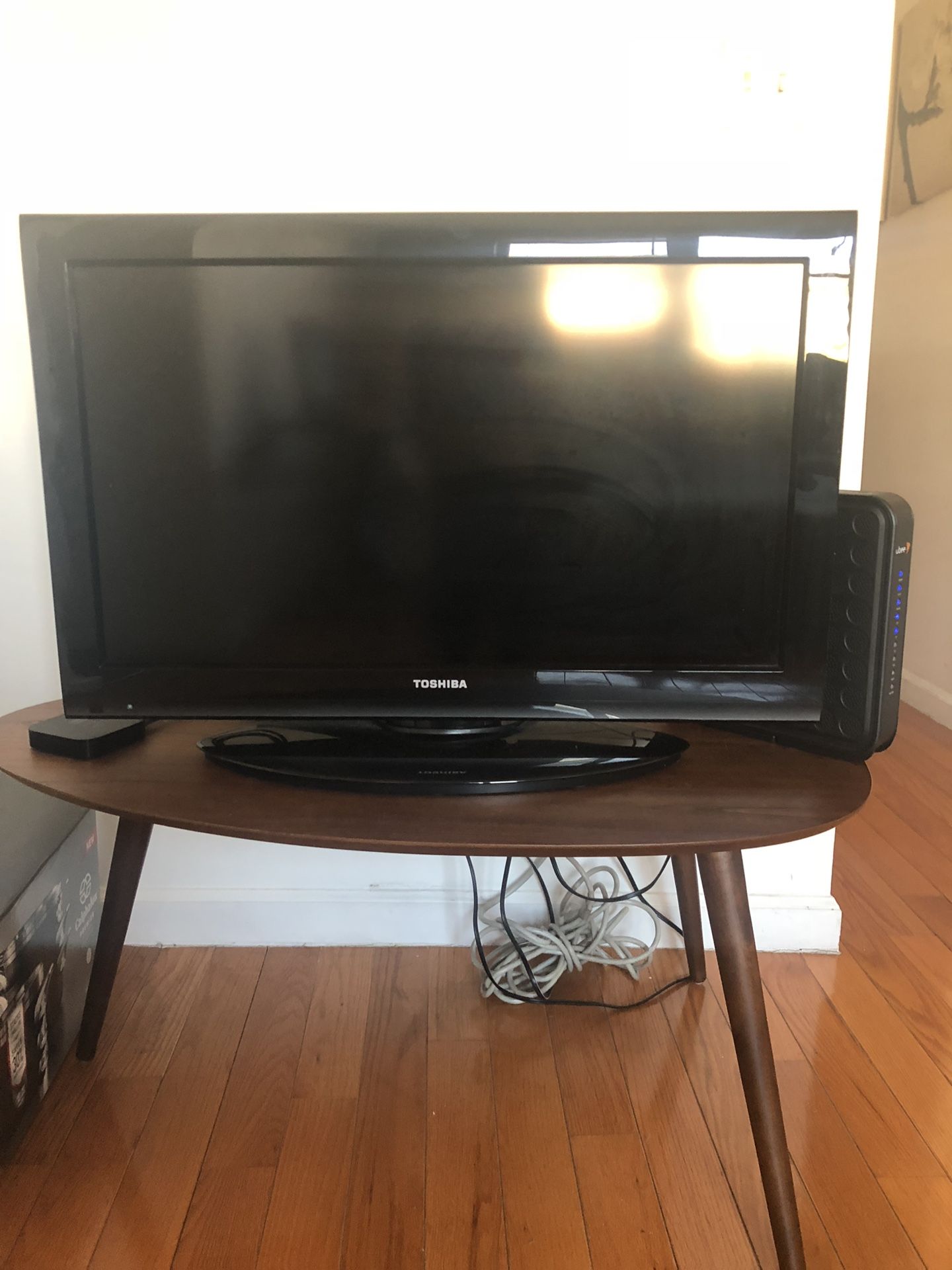 Toshiba 32 inch tv