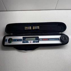 Bosch GAM 220 MF Miter Finder Digital Angle Finder Features Miter Cut