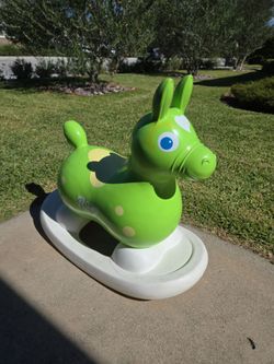 Rody green bouncy horse