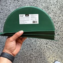 Impact Splash Guard with Pegs