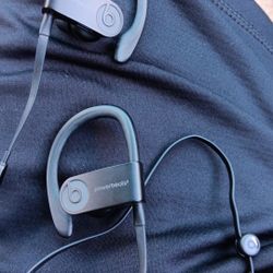Powerbeats3