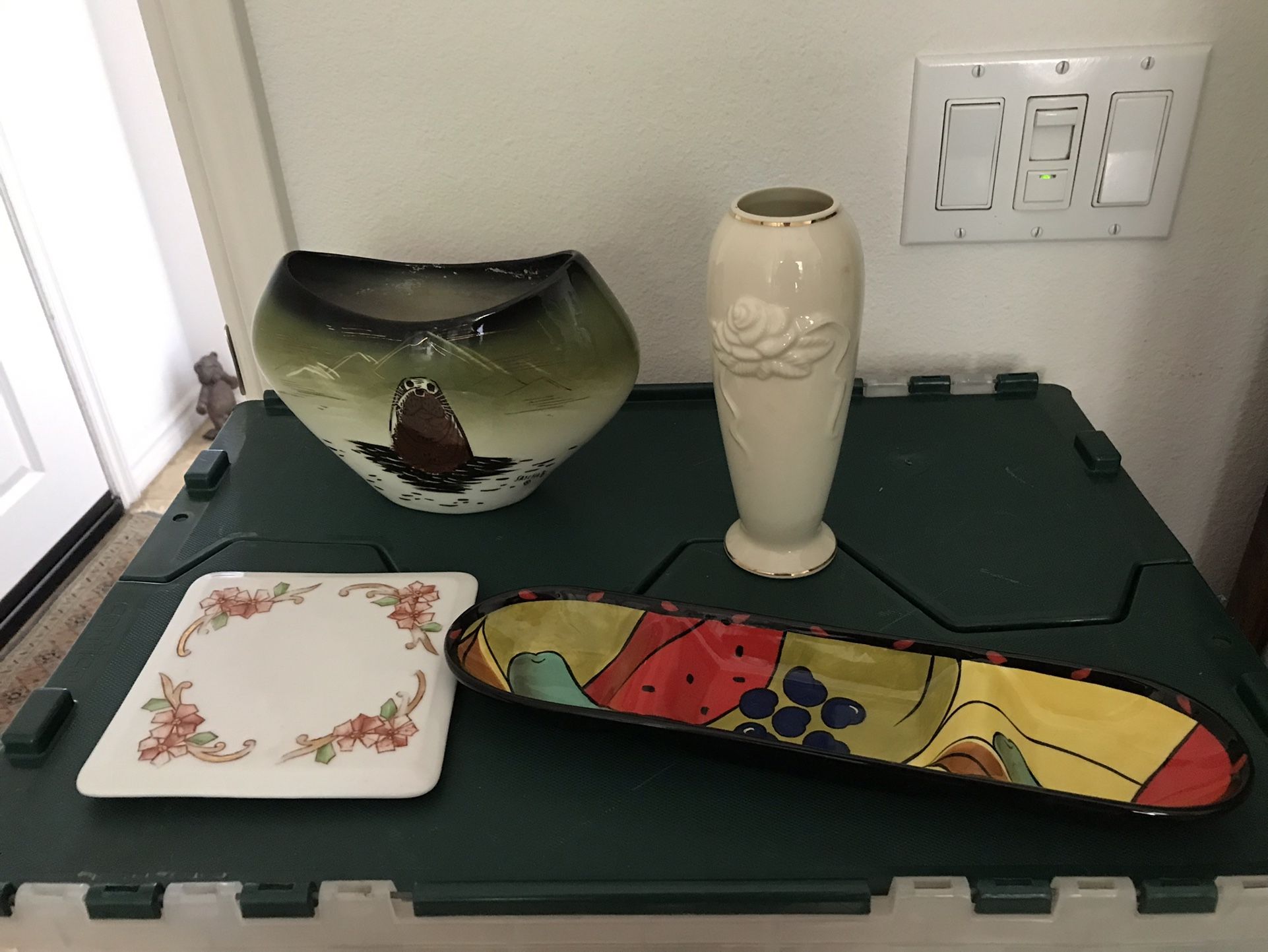 Vases Etc