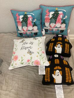 holiday outdoor pillows