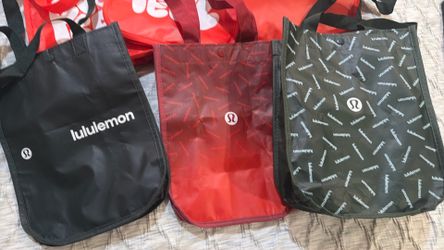 Lululemon bag