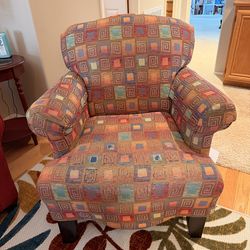 Colorful pattern accent chair