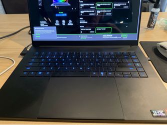 Razer blade 16 oled 5070