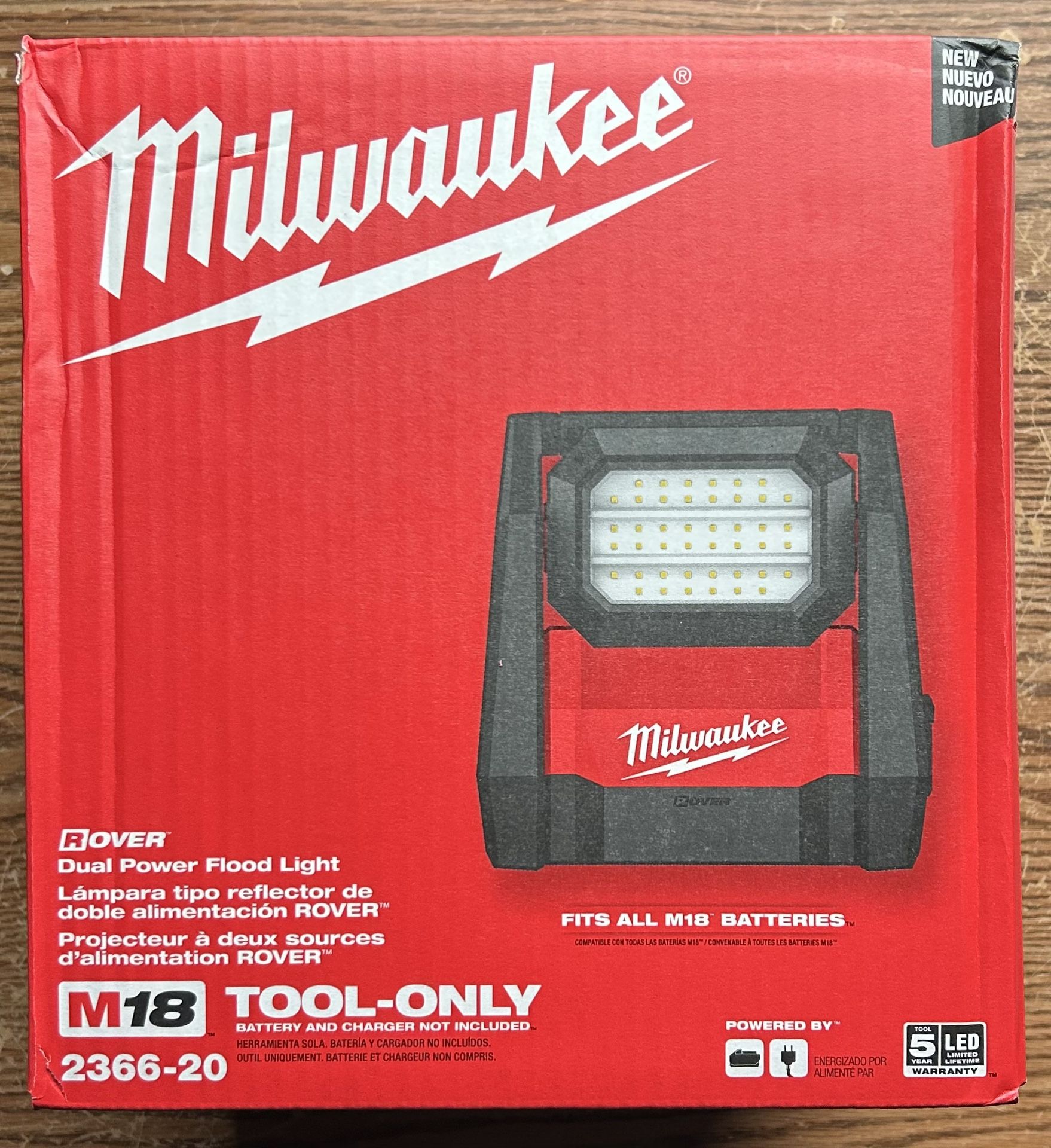 Milwaukee M18 GEN-2 18-Volt Lithium-Ion Cordless 4000 Lumens ROVER LED AC/DC Flood Light