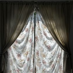 Curtain Drapes