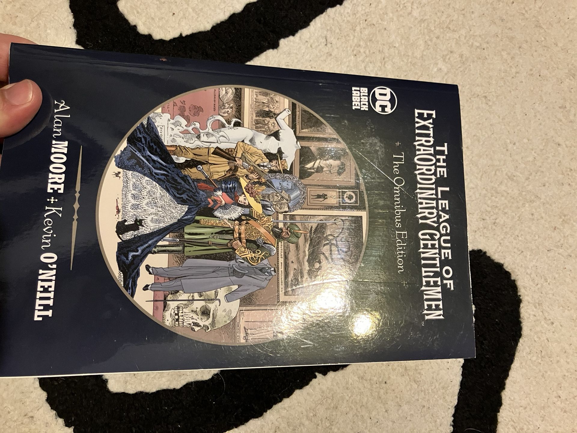 League Of Extraordinary Gentlemen - Omnibus Edition