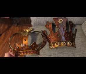 King and Queen crowns