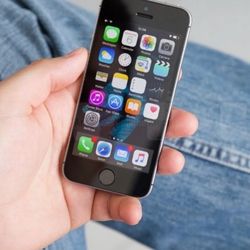 iPhone Se 2020 Black 2nd Generation 