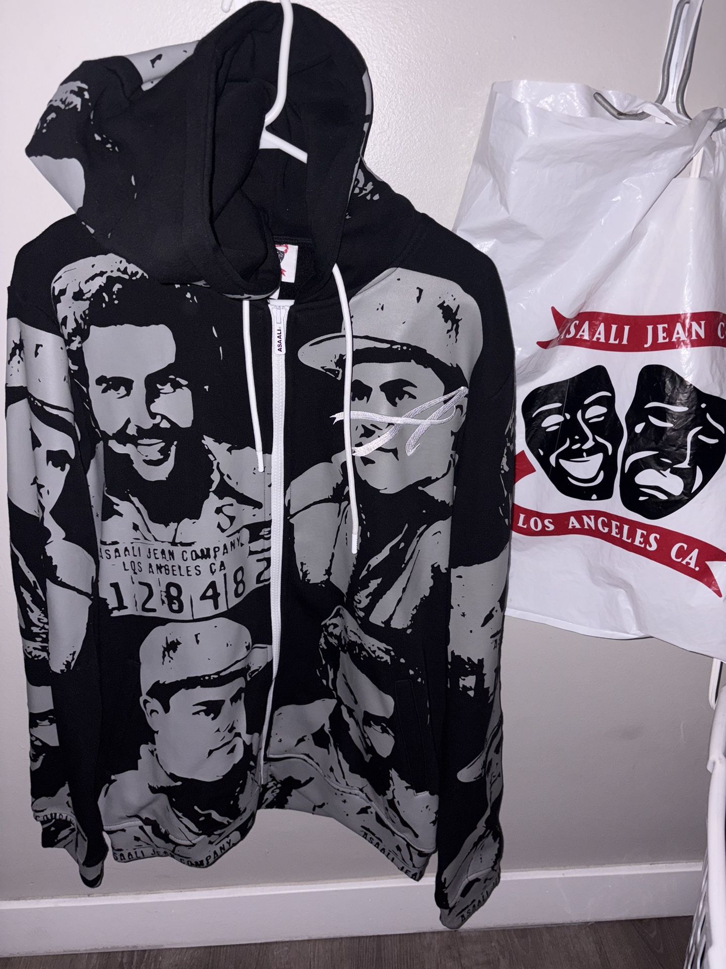 asaalico hoodie