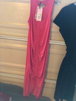 100 pieces of mix clothing  for p$90 Target  (New)