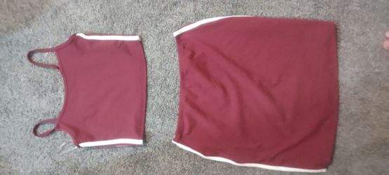 Crop top and skirt new never worn fits small/ medium $10